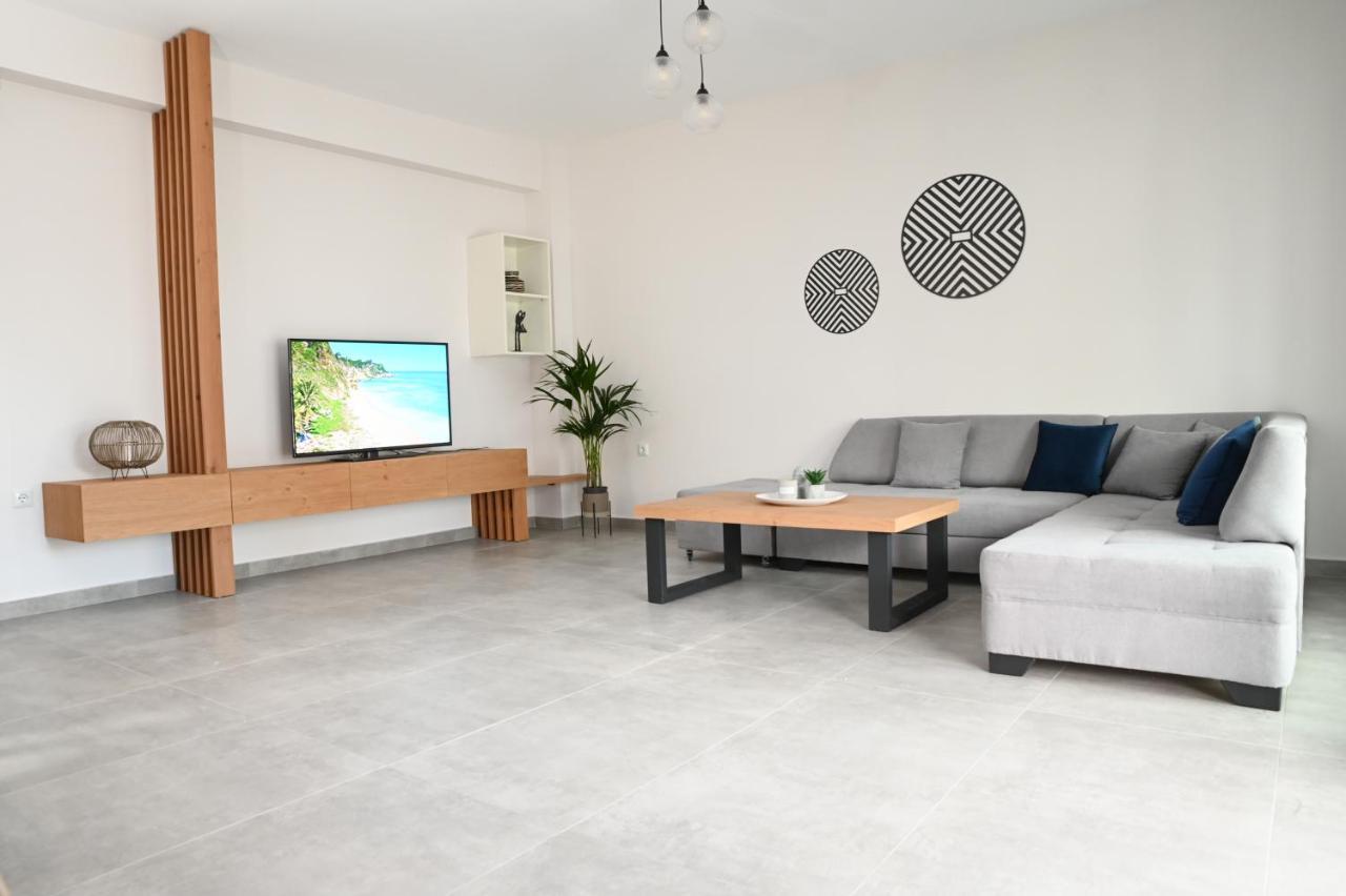 Faidra Apartments Néa Péramos Eksteriør bilde