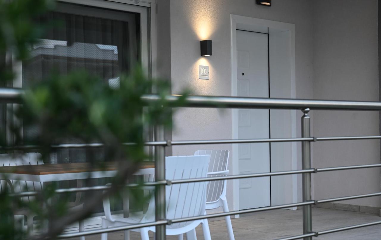 Faidra Apartments Néa Péramos Eksteriør bilde
